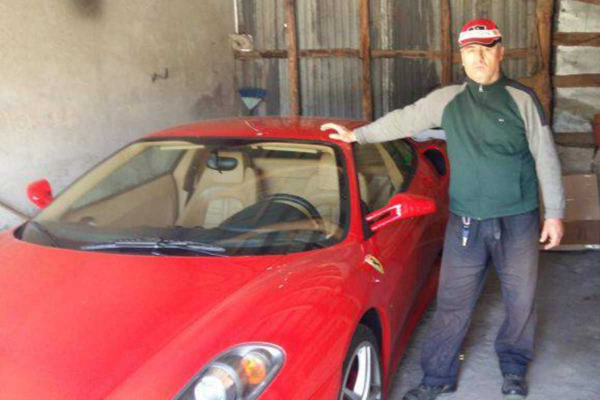 Ferrari F430 storia assurda