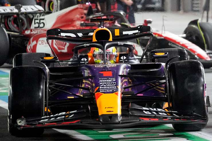 Max Verstappen stop allo sponsor jumbo
