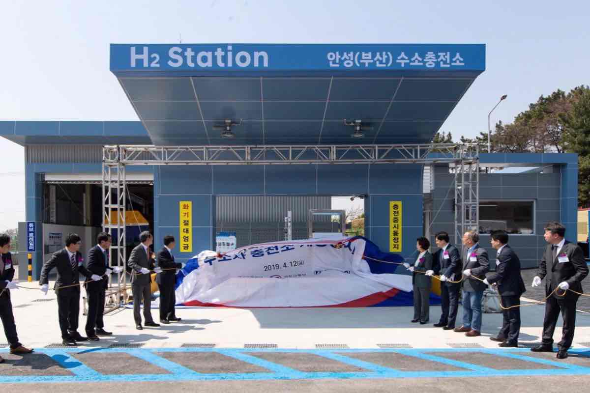 Stazione di ricarica idrogeno Giappone 