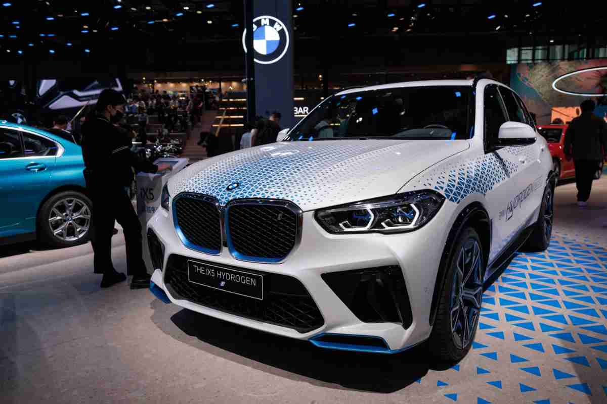 BMW nuova tecnologia idrogeno