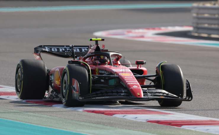 Carlos Sainz via dalla Ferrari