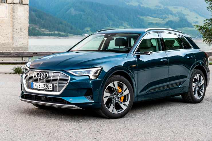 Audi e-Tron 55 richiamo auto amate surriscaldamento problemi