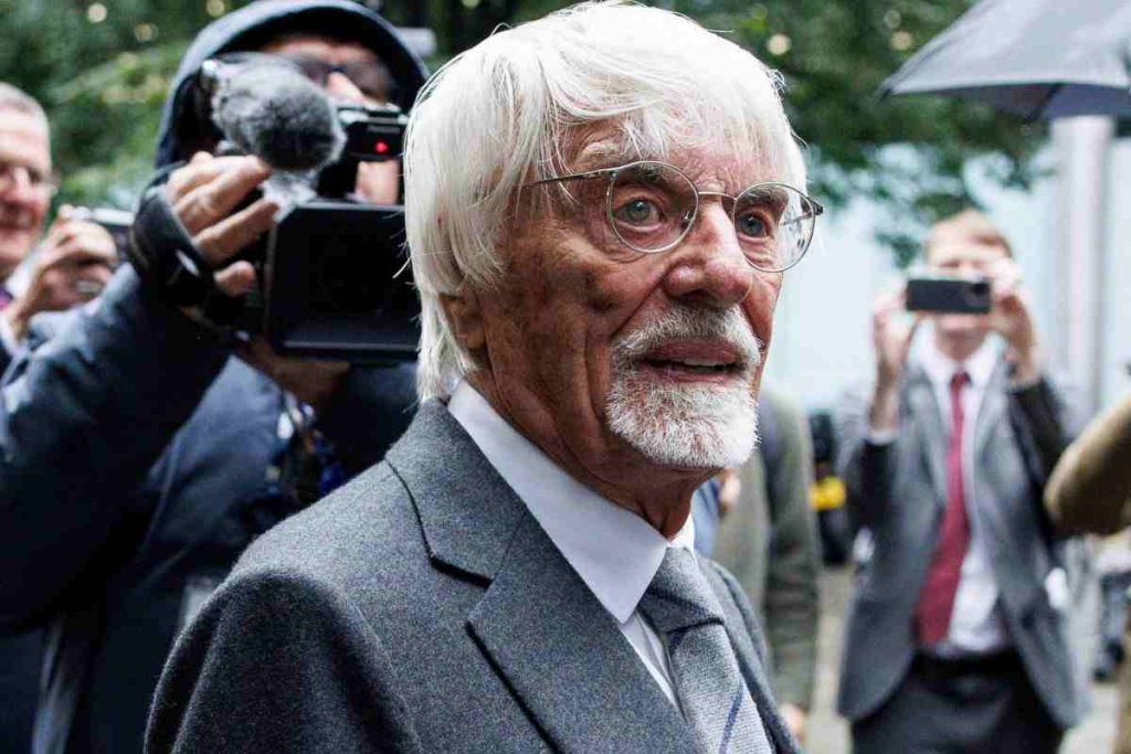 bernie ecclestone accusa crashgate 2008