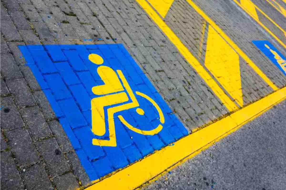 Parcheggio per disabili esenzione bollo