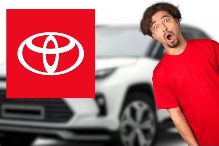 Toyota C-HR suv prezzo