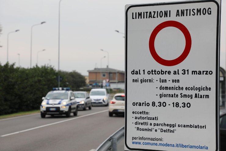 Divieto di circolazione auto cambiamento Italia novità