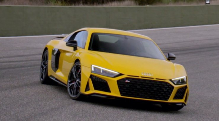 Audi R8 supercar addio Vegas Yellow motore Lamborghini Huracan