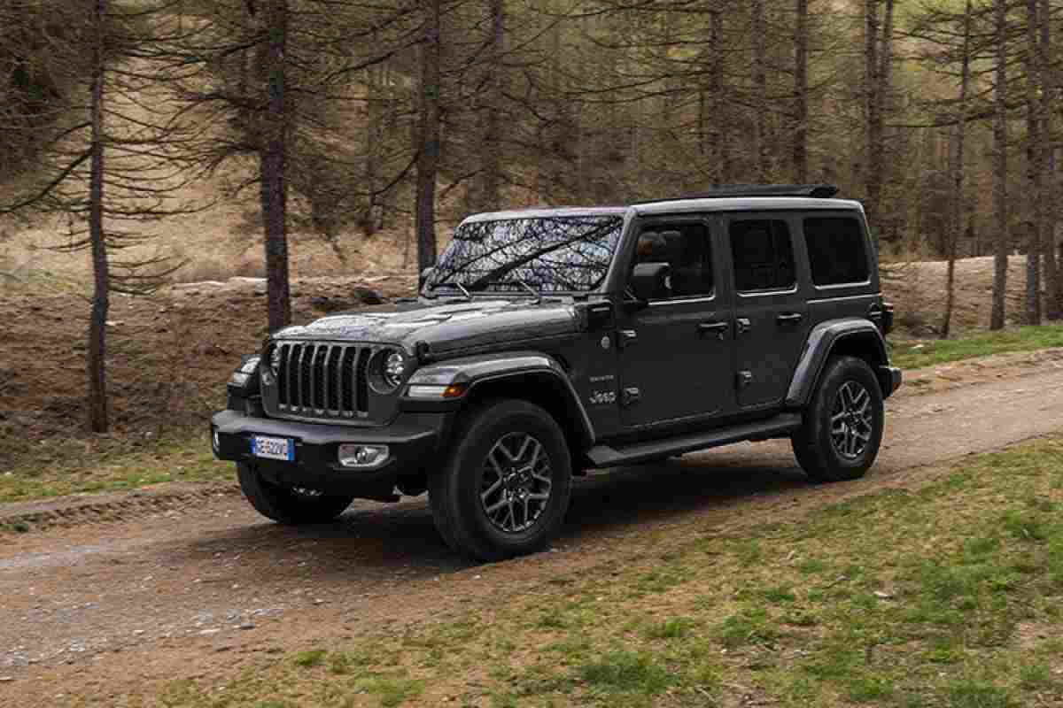 Mahindra Thar Earth Edition, la Jeep indiana