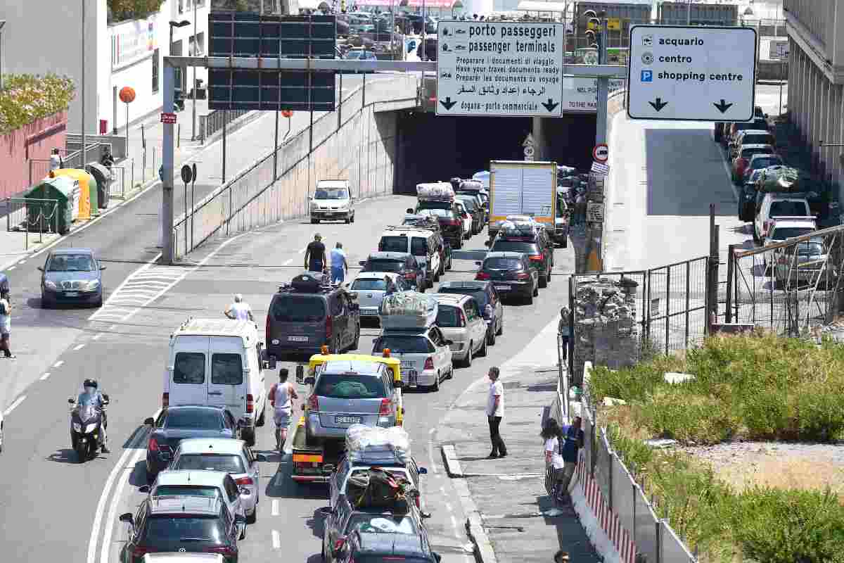 come evitare le code in autostrada google maps