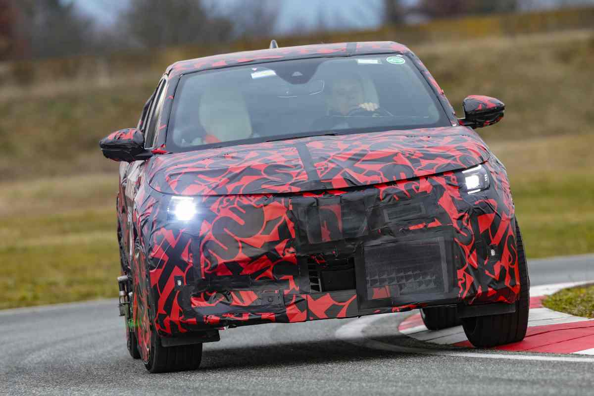 Alfa Romeo arriva il SUV