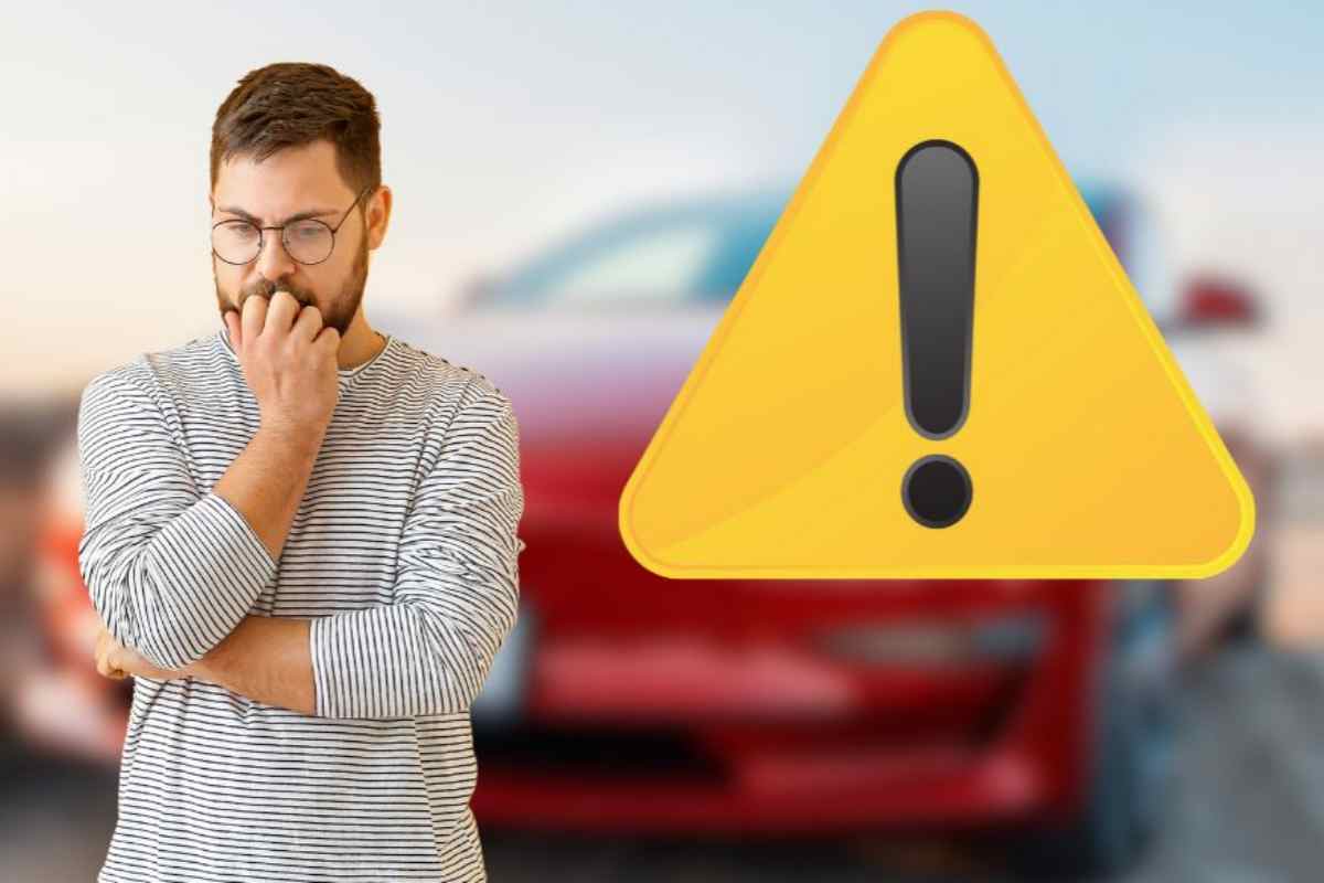 attenzione pericolo auto maniglie scomparsa