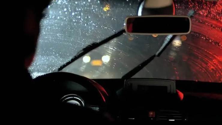 Guida con pioggia