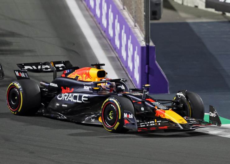 Verstappen parla del futuro red bull mercedes