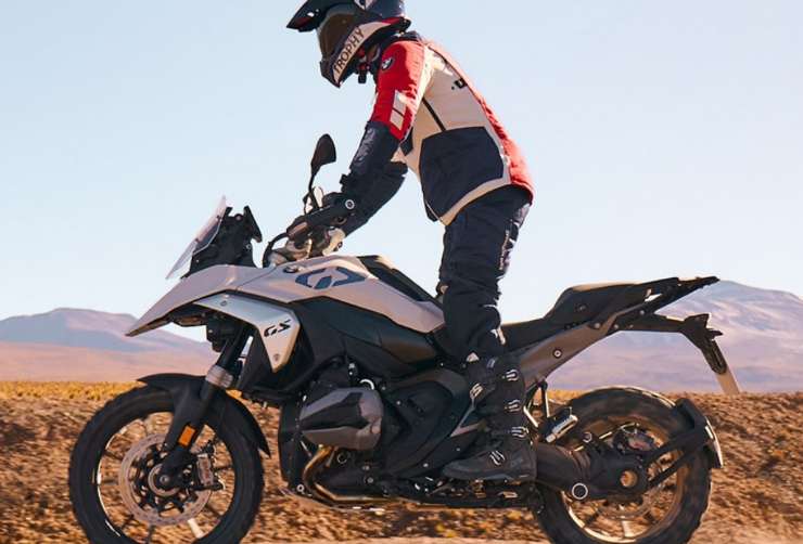 BMW R 1300 GS valigie pericolose