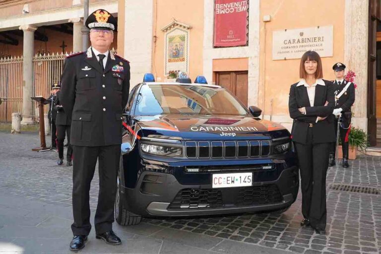 Jeep Carabinieri tutto sulla ricarica