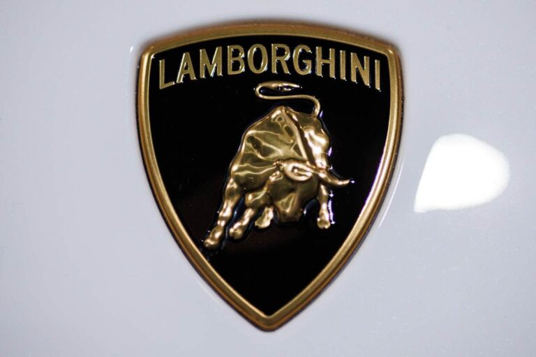 Lamborghini arriva l'annuncio