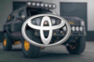 La Toyota crea un mostro a ruote alte