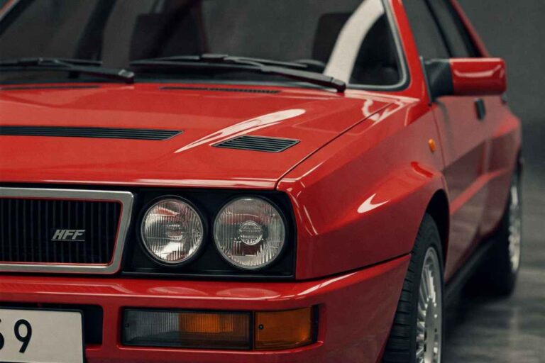 Lancia Delta HF Integrale Evoluzione, una delle vetture più belle di sempre: finisce all'asta e conserva ancora tutti quei particolari che l'hanno resa unica