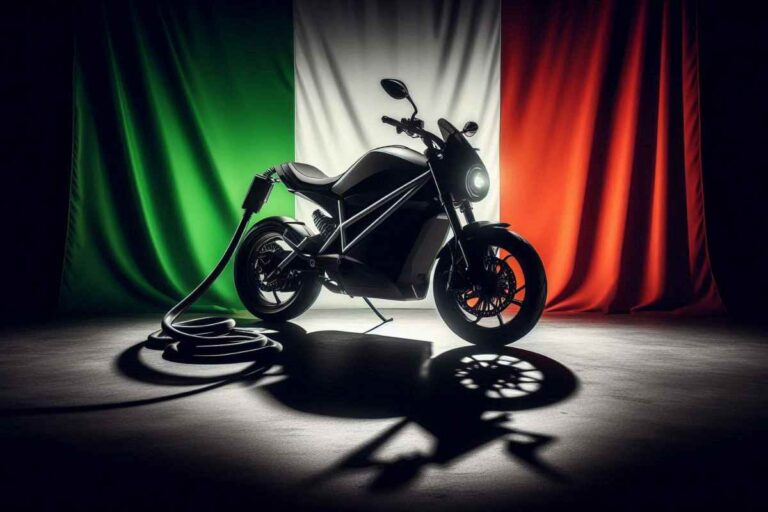 Esiste una moto elettrica completamente italiana? Ecco chi la produce, è unica nel suo genere