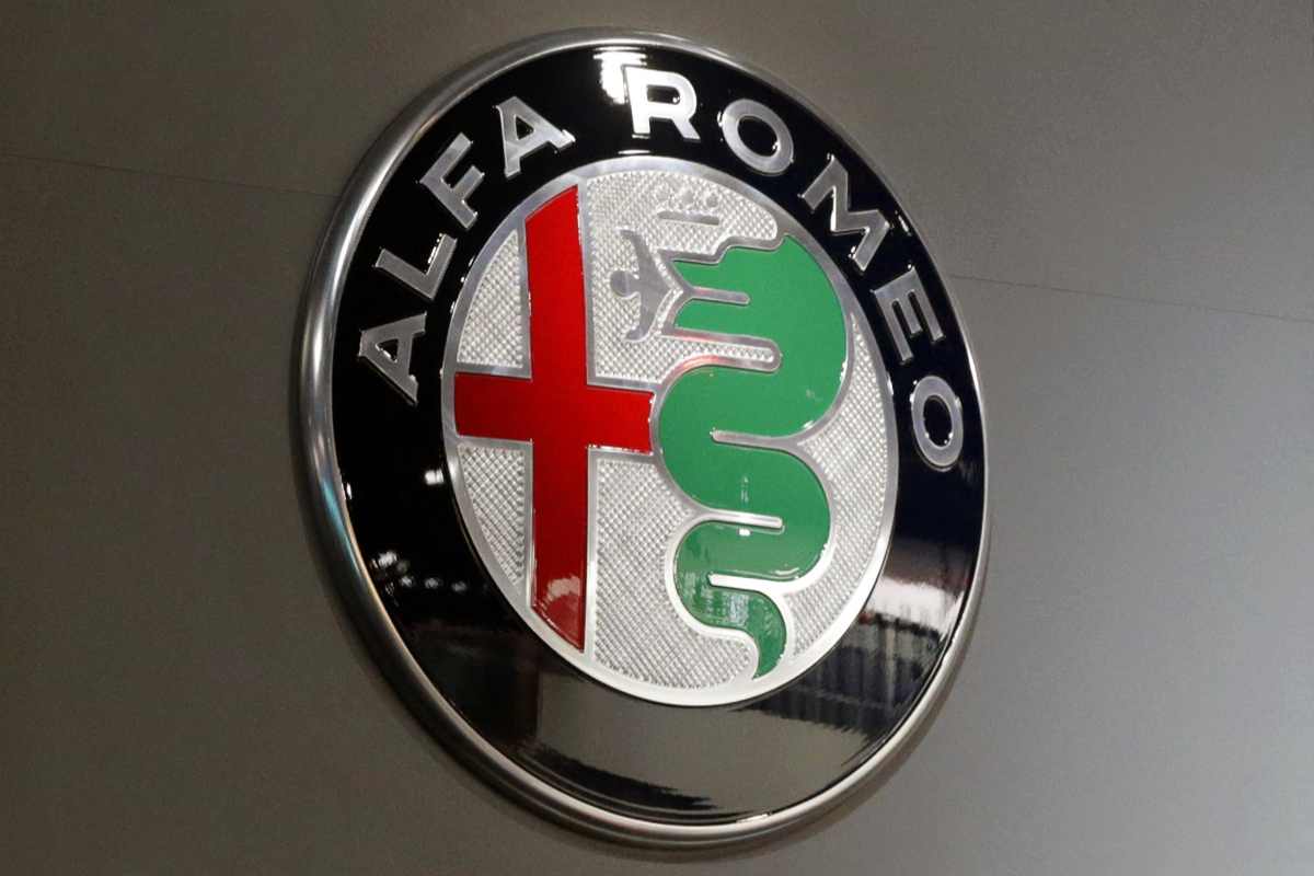 L'Alfa Romeo più "strana" che si è mai vista: quasi non sembra un'Alfa, questi dettagli la rendono unica