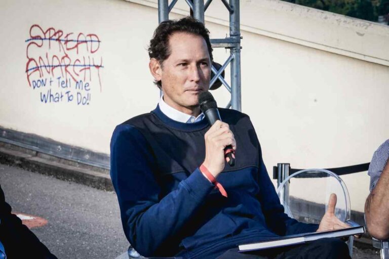 John Elkann investimento