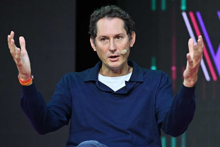 John Elkann venduta la sua Ferrari
