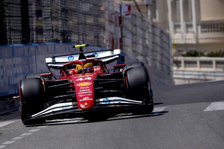 Lewis Hamilton Vasseur commenta i dialoghi