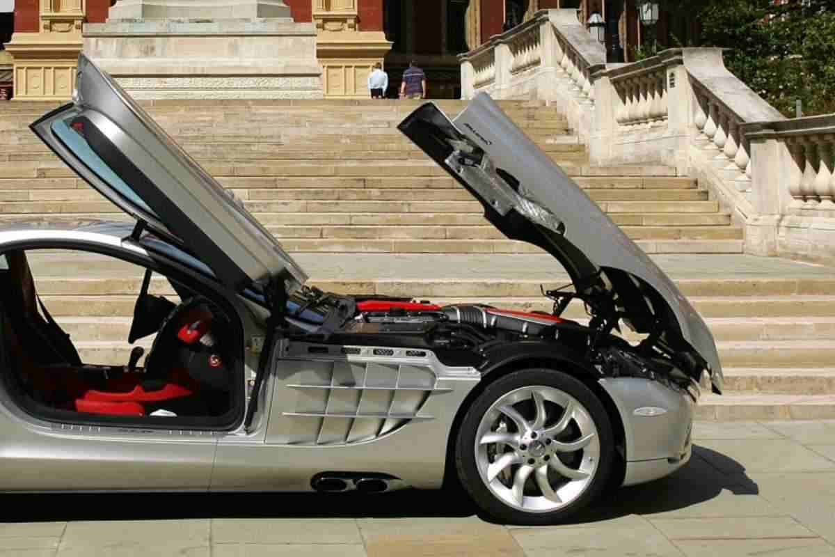 Sorpresa a bordo Mercedes