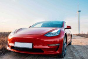 Quanti km possono affrontare le auto elettriche? Il fattore decisivo che emerge dal test (VIDEO)