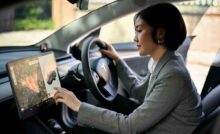 Tesla ammette l'errore più grande: fa un regalo ai suoi clienti per farsi perdonare