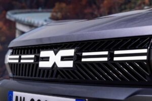 Scatta il richiamo per queste auto a GPL: allarme per la Dacia, il rischio per la sicurezza è enorme