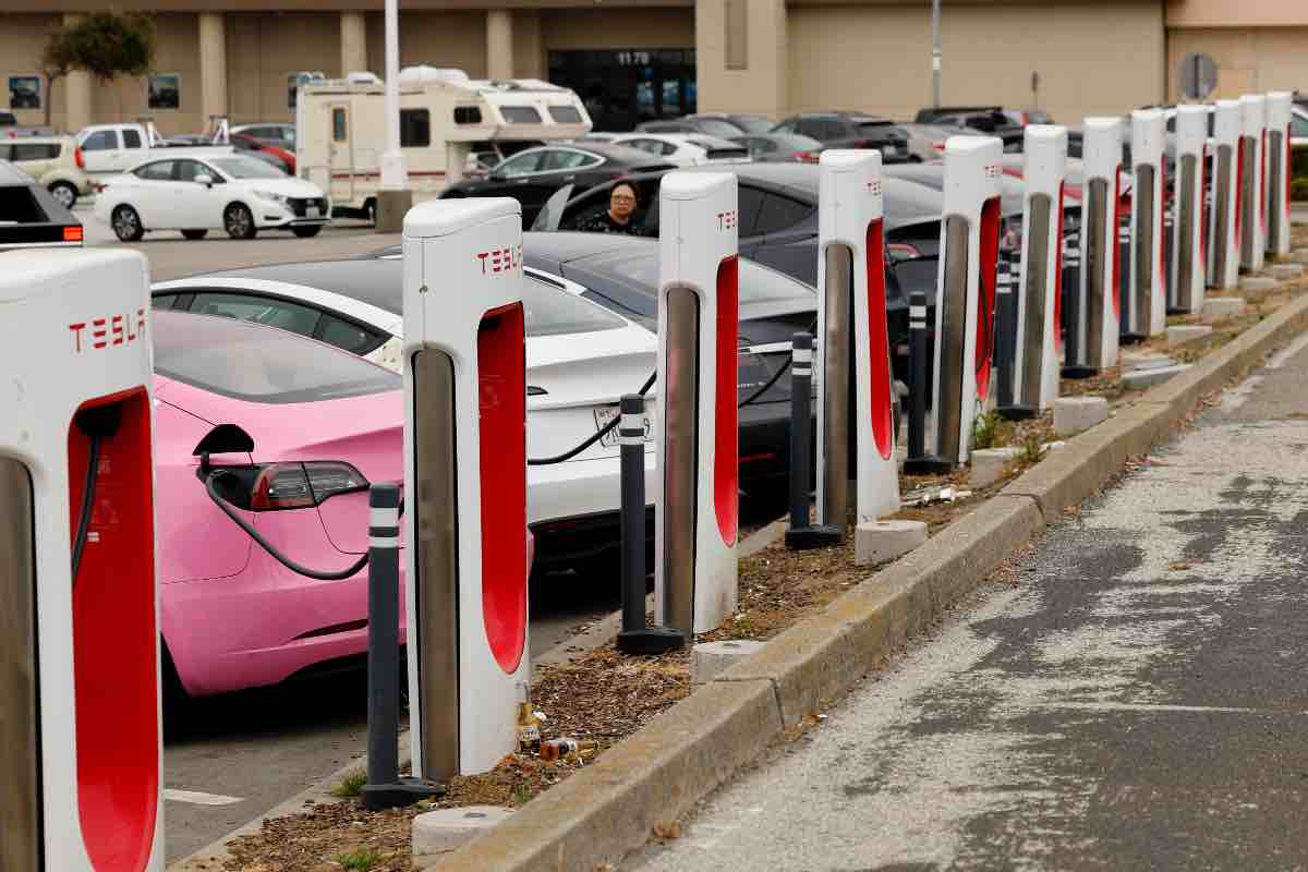 Auto elettrica il Governo ci ripensa