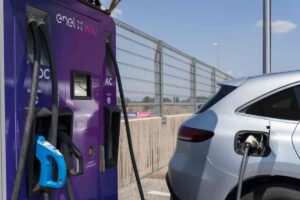 Enel X: nuovi prezzi pieno energia