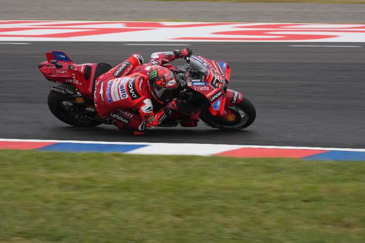 Pecco Bagnaia si prende una frecciata