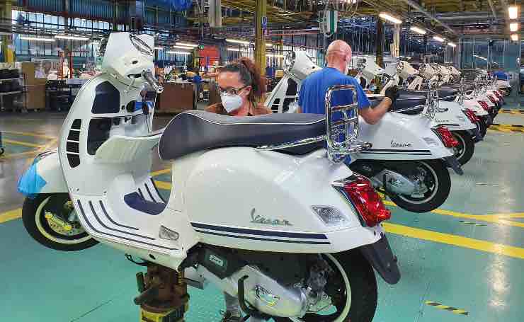 Piaggio lavoratori a rischio