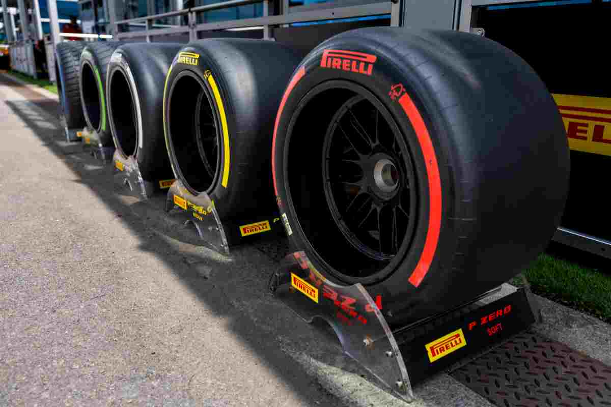 Pirelli, crollo in Borsa