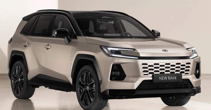 Toyota RAV4 più ibrida e tecnologica