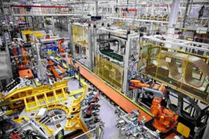 La mitica azienda italiana rischia la cessione: ci sono migliaia di dipendenti che ora tremano