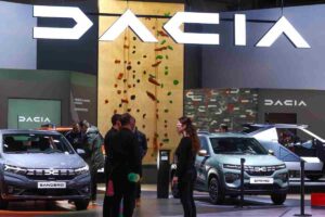 Il render della nuova Dacia Logan