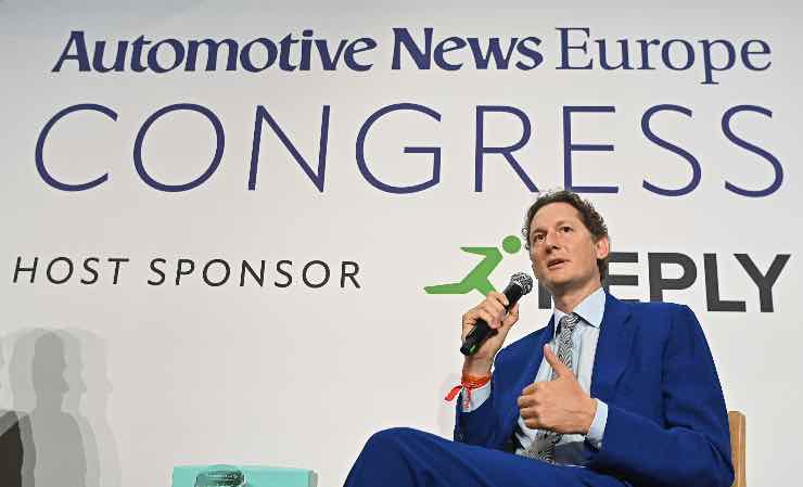 Elkann va in costiera amalfitana