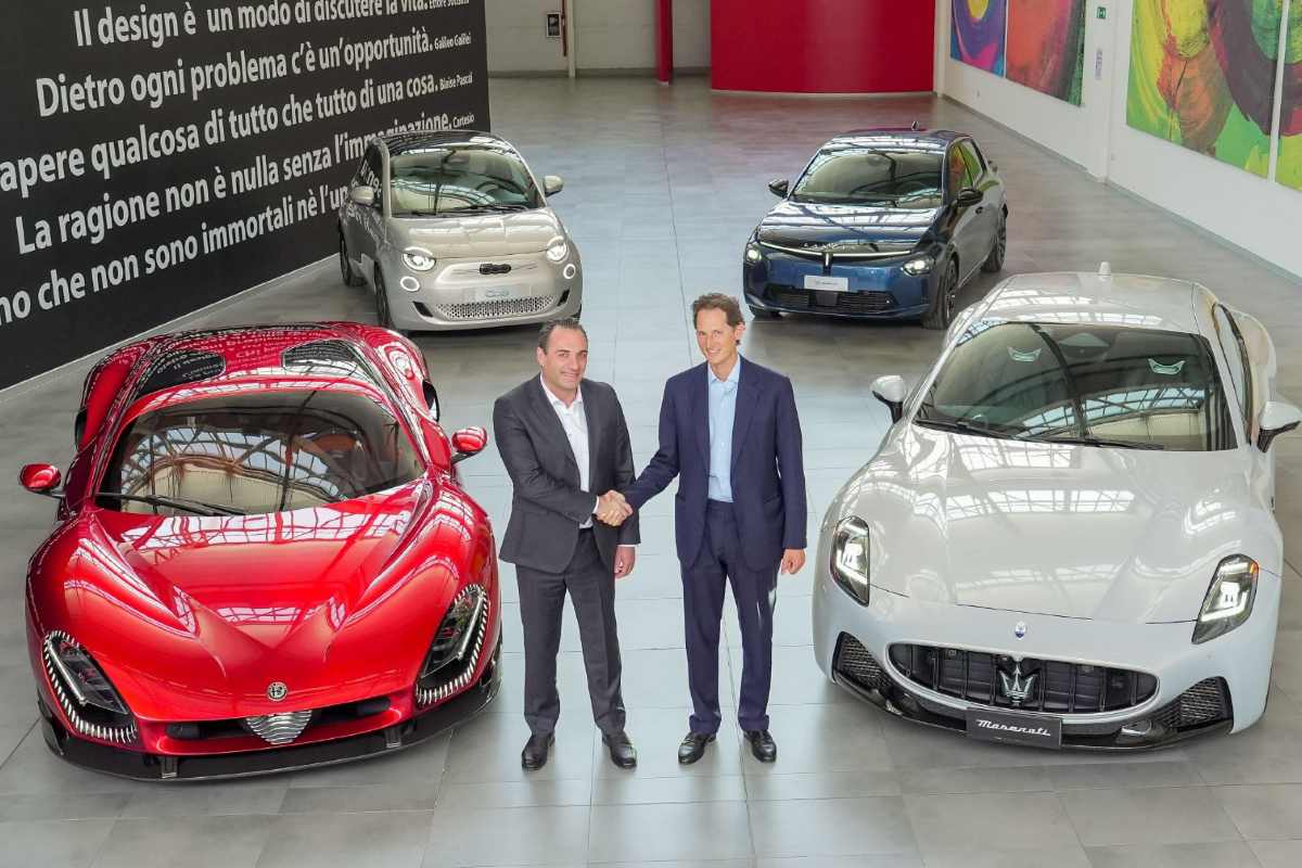 Stellantis, nuovo piano di Elkann
