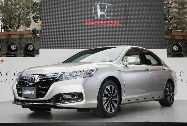 Honda Accord guai all'albero di trasmissione