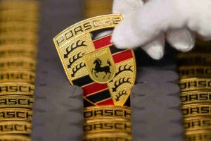 porsche stop