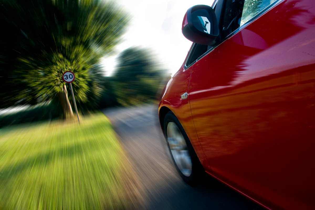 Nuovi limiti autostradali per le auto
