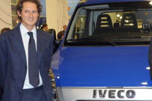 La protesta dei sindacati per la cessione di Iveco