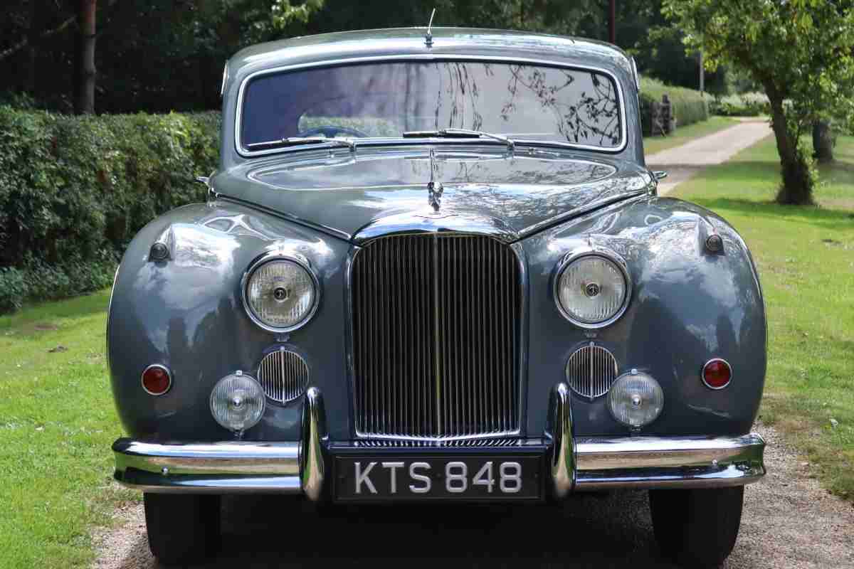All’asta la Jaguar di Kate