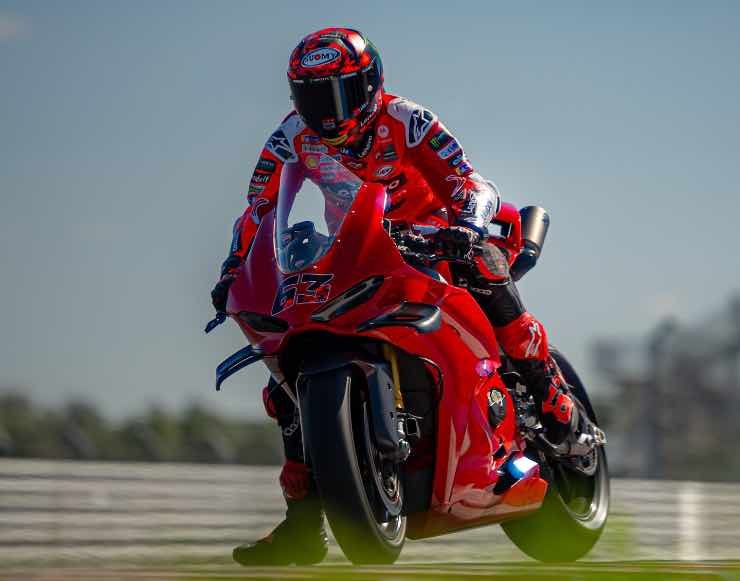 Pecco Bagnaia un decimo meglio di Marquez