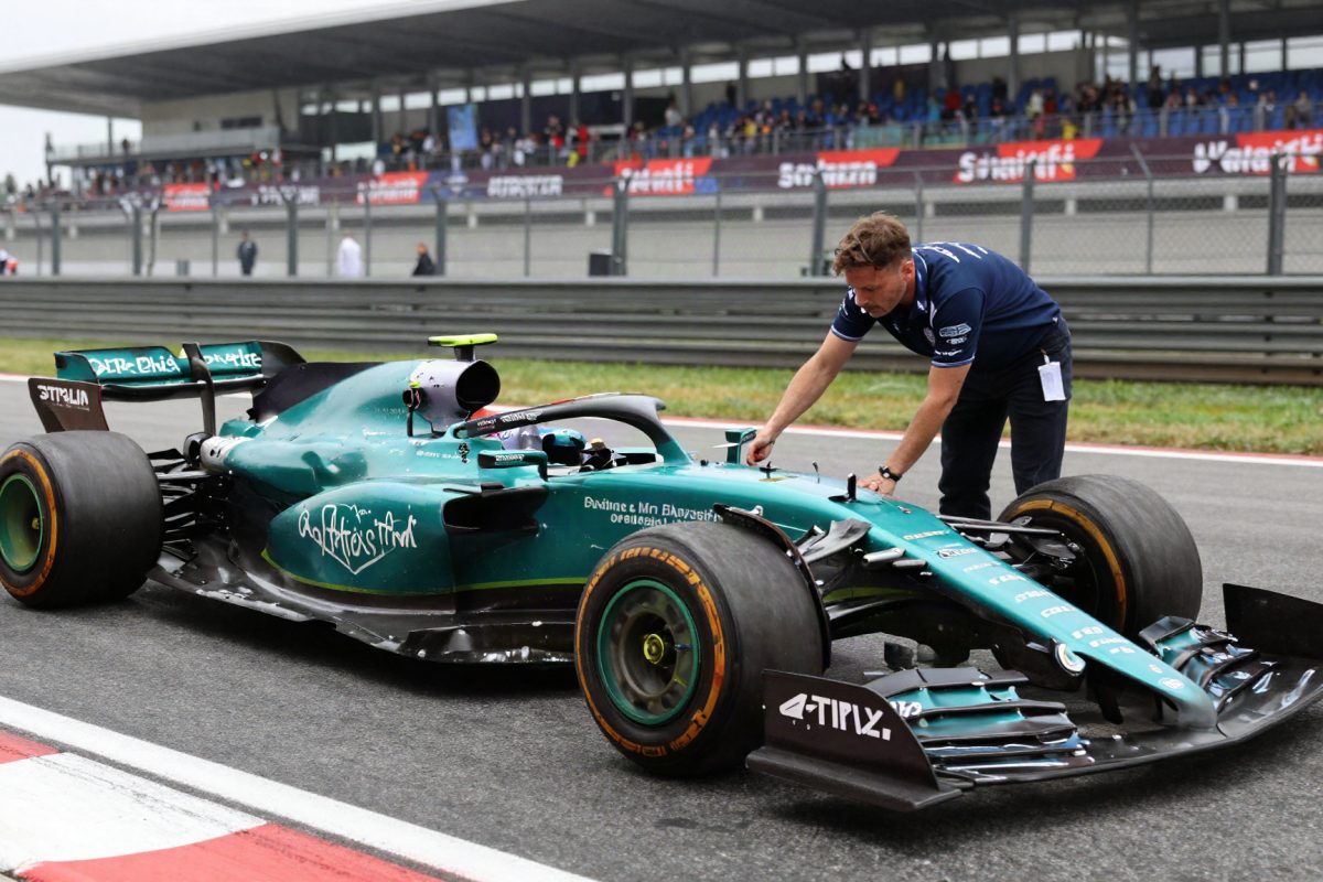 Aston Martin: Rimandato annuncio sponsor per tensioni geopolitiche