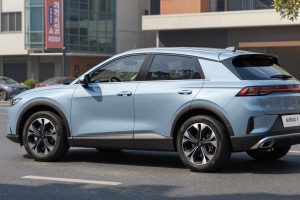 Hyundai IONIQ 3: l'elettrica compatta per tutti