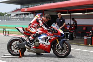 Critiche di Stoner sulla gestione Ducati dei piloti